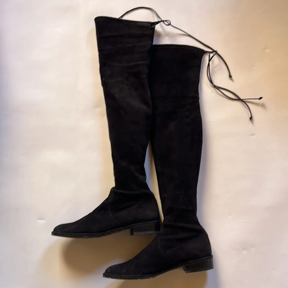 Stuart Weitzman Lowland Black Suede Over the Knee
Boot Size 6 - Picture 8 of 16